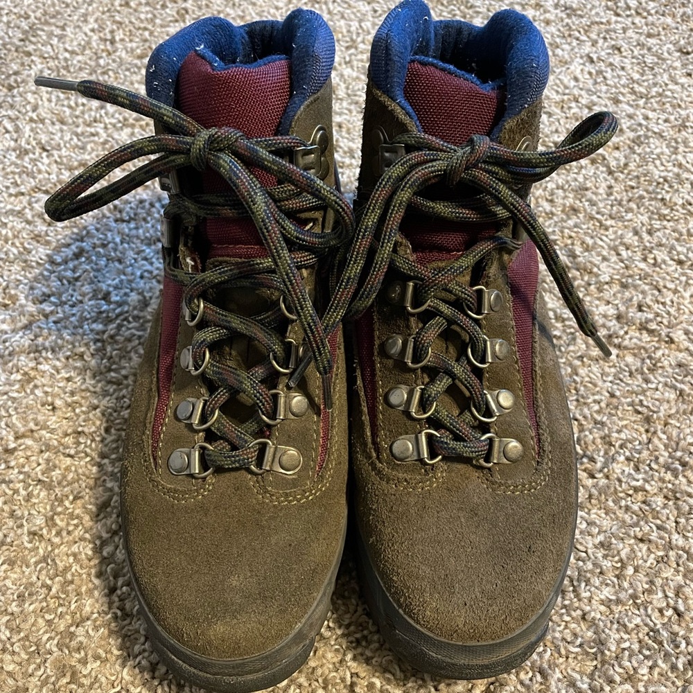 Vintage Womens Timberland 7.5 Hiking Ankle Support Boots- Brown Blue Maroon